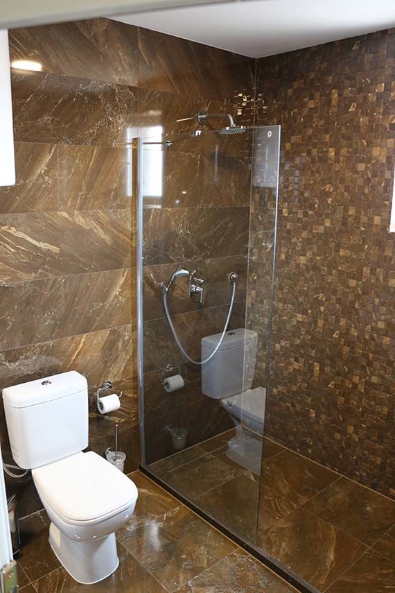 Hotel Begolli Pristina Esterno foto