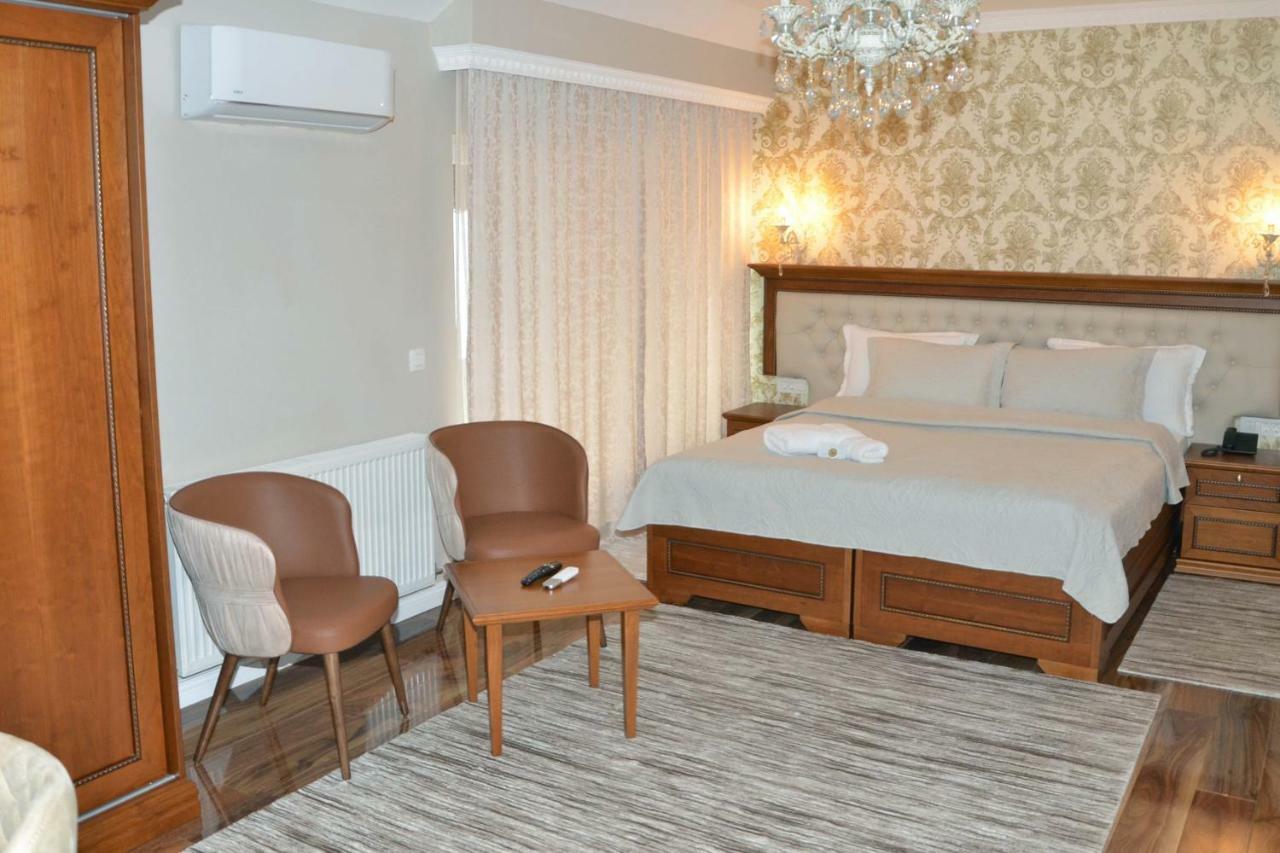 Hotel Begolli Pristina Esterno foto