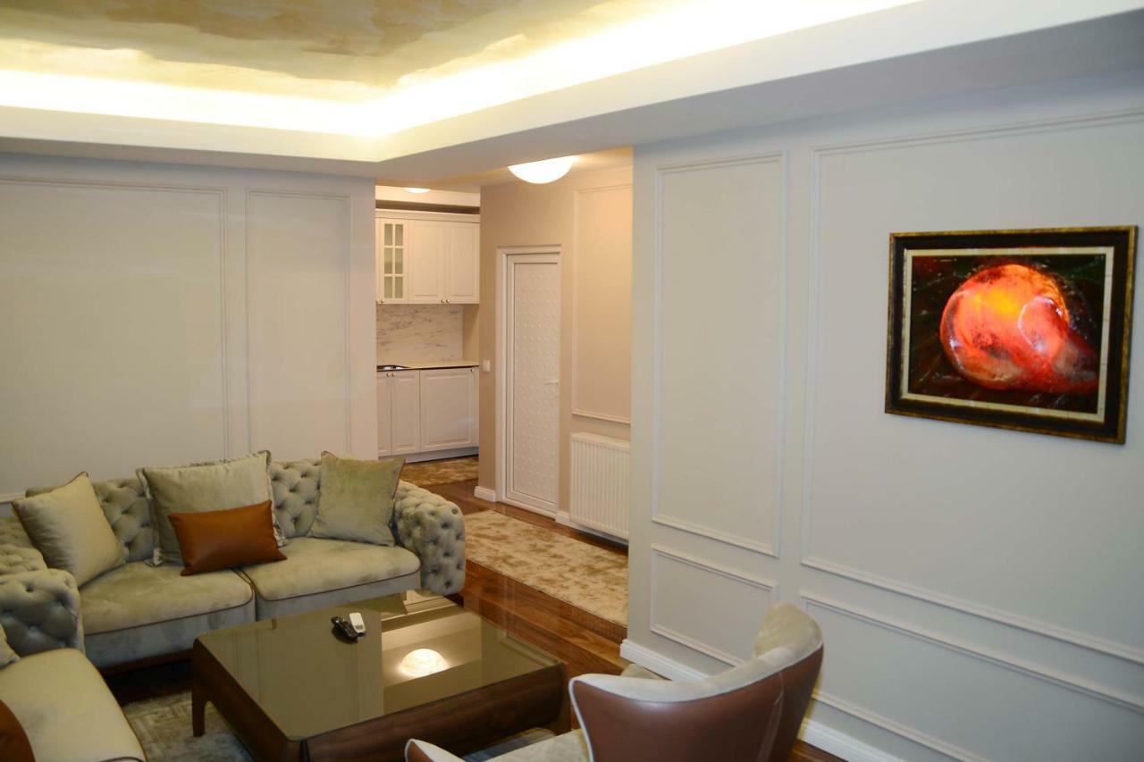 Hotel Begolli Pristina Esterno foto