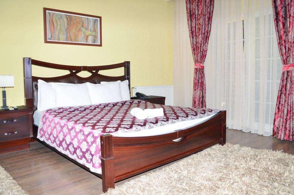 Hotel Begolli Pristina Camera foto